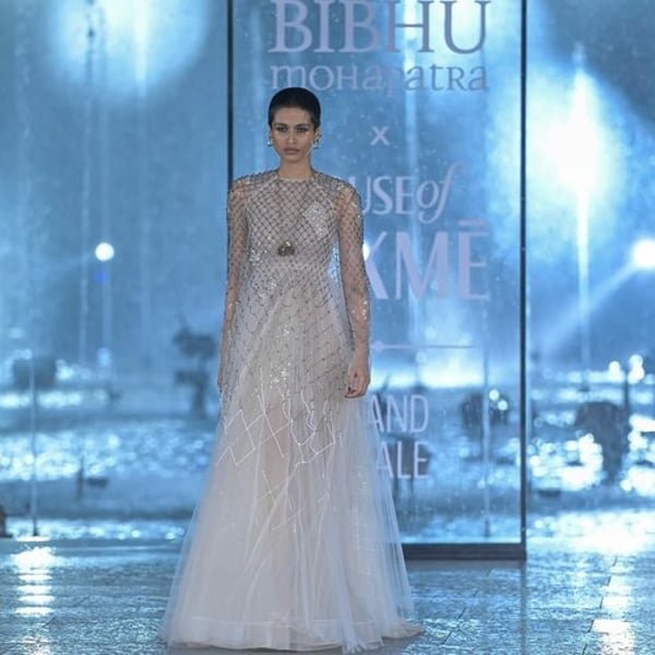 Bibhu Mohapatra brings New York glamor to Delhi at the Lakmé Fashion Week x FDCI finale