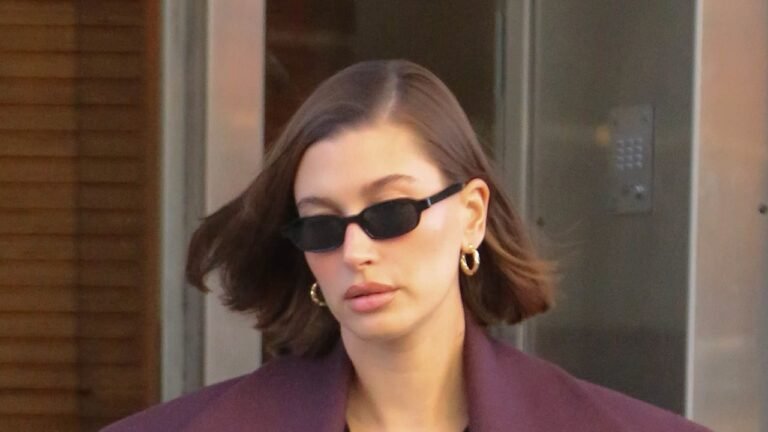Hailey Bieber showed us that microskirts are not just for summer: see photos