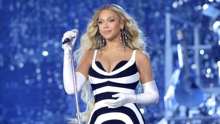 Beyoncé surprises fans in Brazil by celebrating “renaissance” film