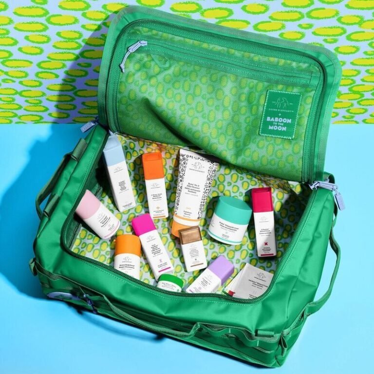 December’s Top 100 Cosmetic Trends December’s Top 100 Cosmetic Trends