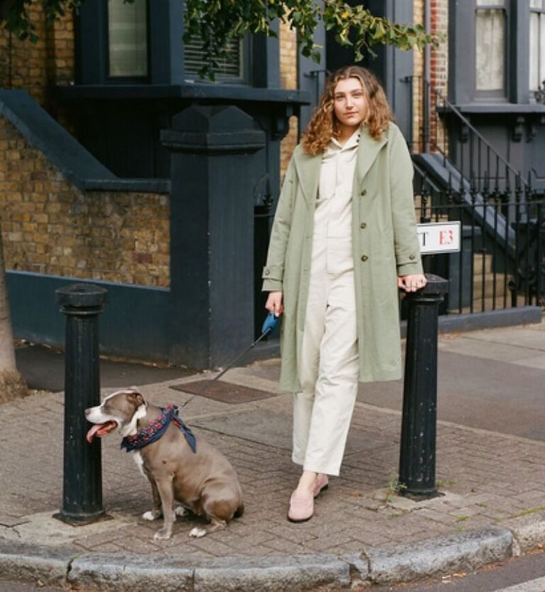 Footwear campaigns supported by creativity: Stepping Out campaign