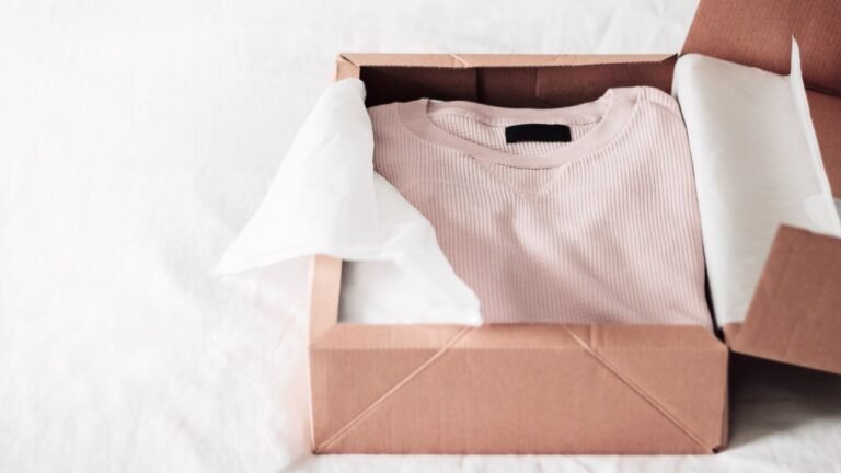 The 18 Best Clothing Subscription Boxes to Upgrade Your Wardrobe in 2023