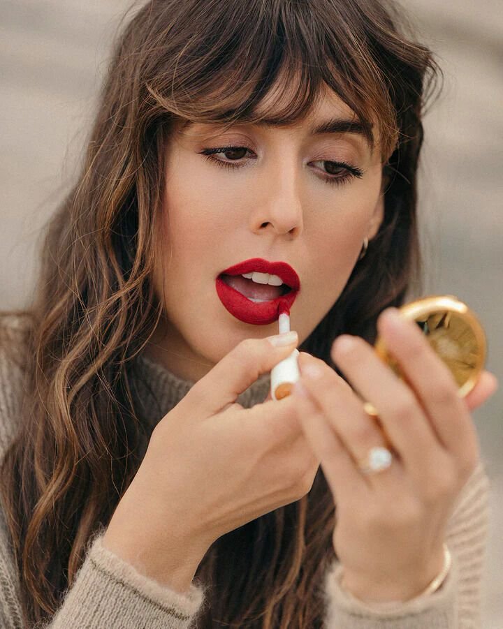Weightless Matte Lipsticks: Petal Bouche Matte.